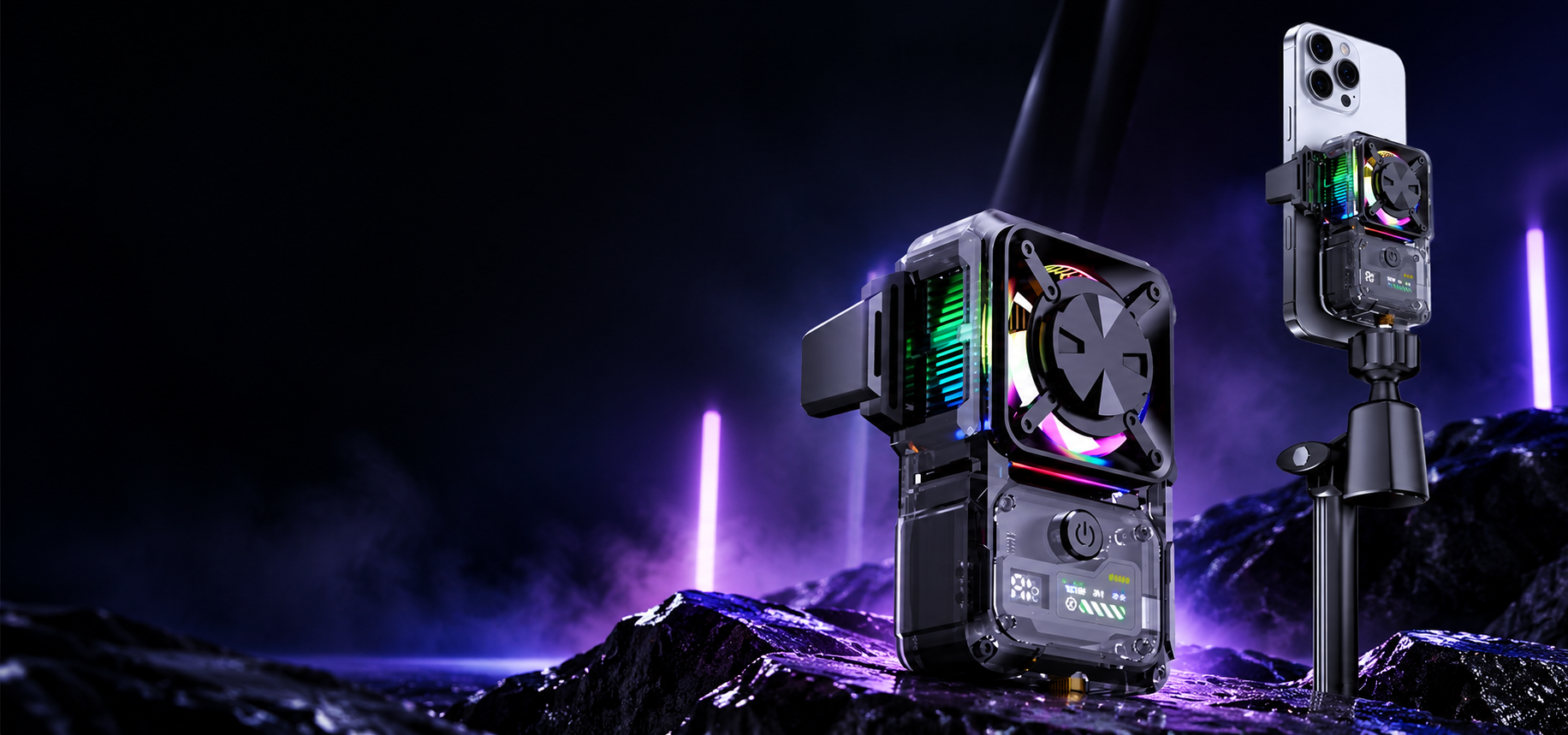 Palo selfie con cooler para móvil sobre fondo morado